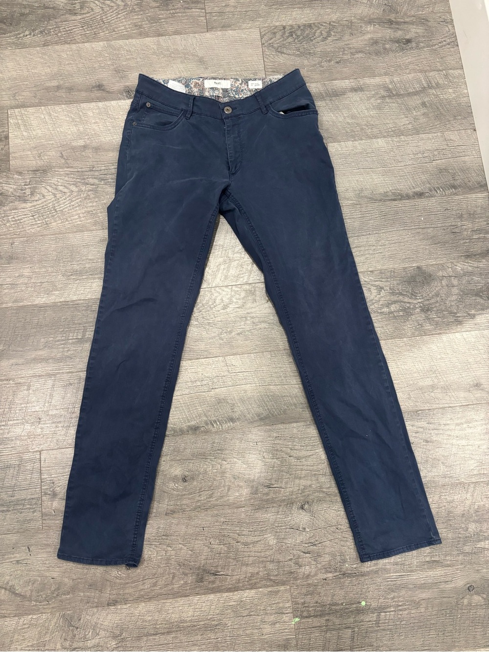 Brax Men's Slim Chino Pants in Navy